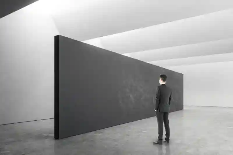 Why Are Interactive Art Installations Transforming the Visitor Experience?